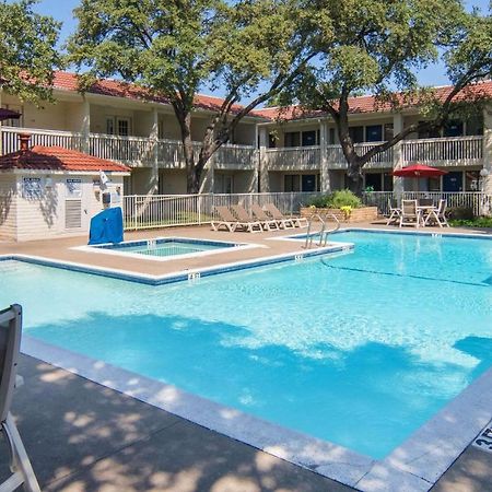 Motel 6-Addison, Tx - Dallas ภายนอก รูปภาพ