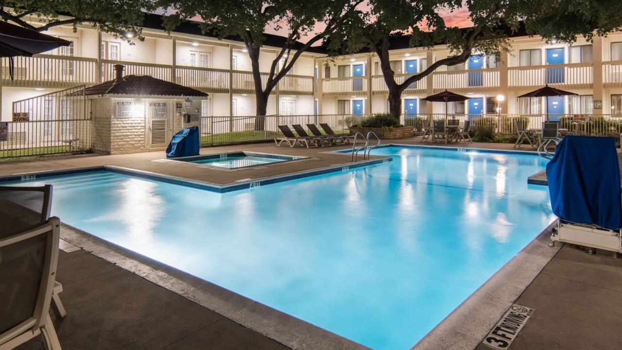 Motel 6-Addison, Tx - Dallas ภายนอก รูปภาพ