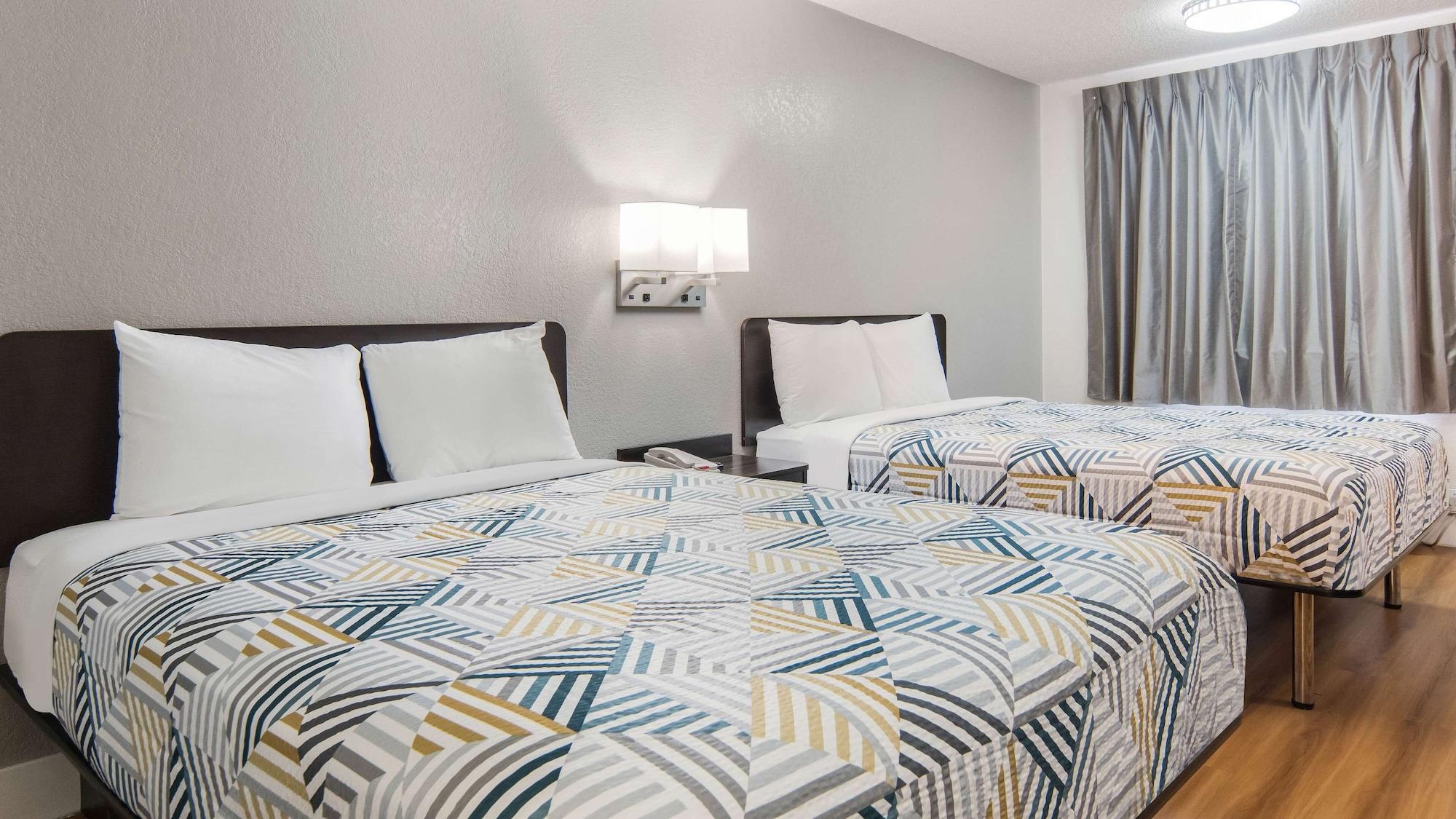 Motel 6-Addison, Tx - Dallas ภายนอก รูปภาพ