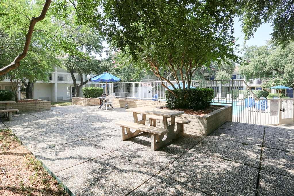 Motel 6-Addison, Tx - Dallas ภายนอก รูปภาพ
