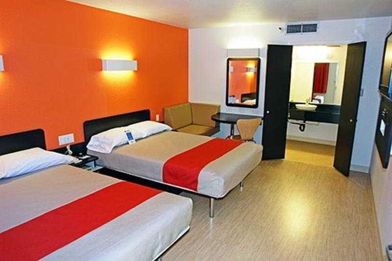 Motel 6-Addison, Tx - Dallas ภายนอก รูปภาพ