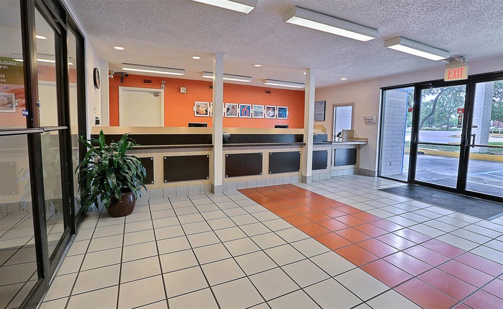Motel 6-Addison, Tx - Dallas ภายนอก รูปภาพ
